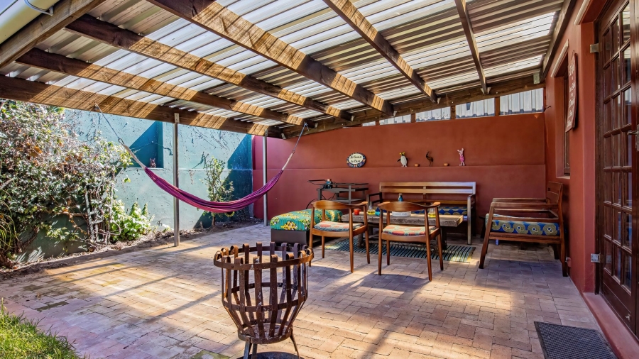 3 Bedroom Property for Sale in Mowbray Western Cape